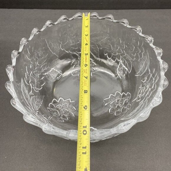 Crystal Floral Bowl Glass 10” World Showcase Scalloped Edges Salad Original Box - Picture 7 of 13